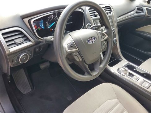 Used 2018 Ford Fusion S image 17