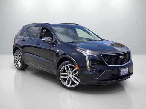 Used 2019 Cadillac XT4 Sport FWD image 1