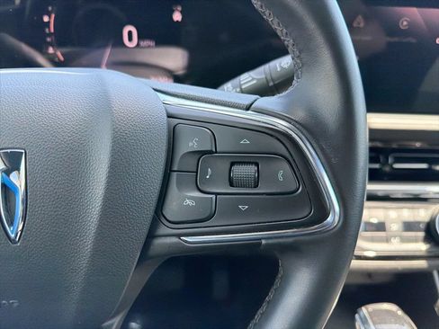 Used 2025 Buick Envista Sport Touring FWD image 26
