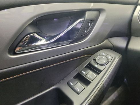 Used 2021 Chevrolet Traverse LT w/ LPO, Floor Liner Package AWD/4WD image 27
