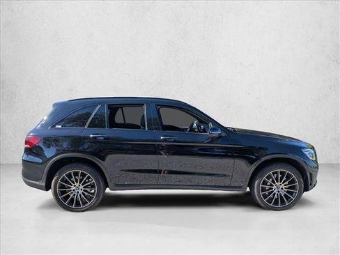Certified 2022 Mercedes-Benz GLC 300 image 4