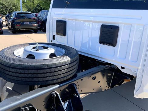 New 2026 RAM 4500 Tradesman AWD/4WD image 16