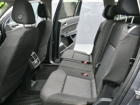 Used 2018 Volkswagen Atlas Launch Edition image 15