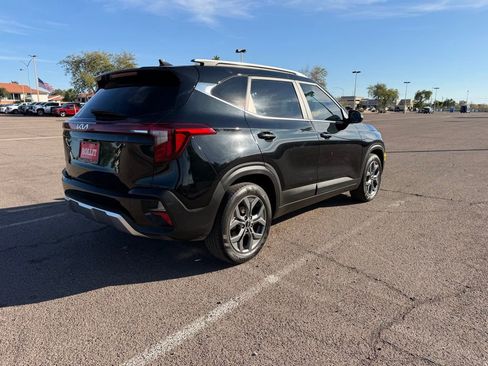 Used 2024 Kia Seltos S image 9