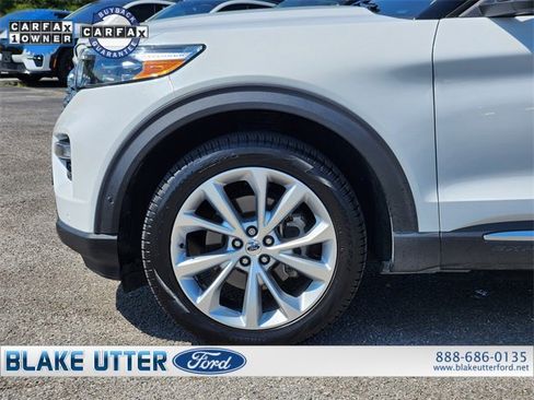 Used 2022 Ford Explorer Platinum w/ Equipment Group 601A image 9