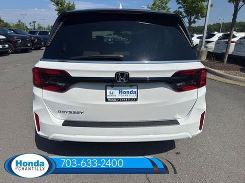 New 2026 Honda Odyssey EX-L image 5