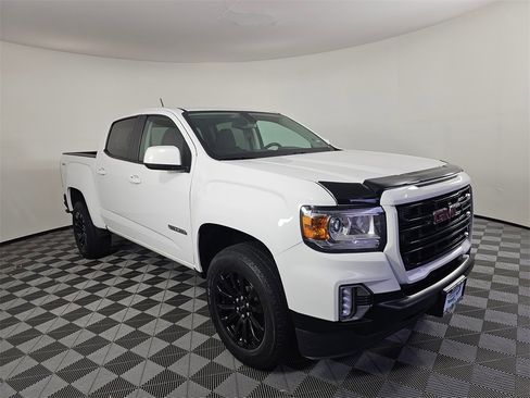 Used 2022 GMC Canyon Elevation image 3