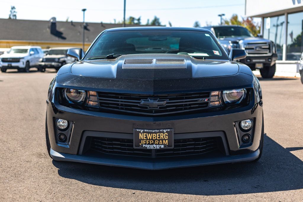 Used 2013 Chevrolet Camaro ZL1 RWD image 5