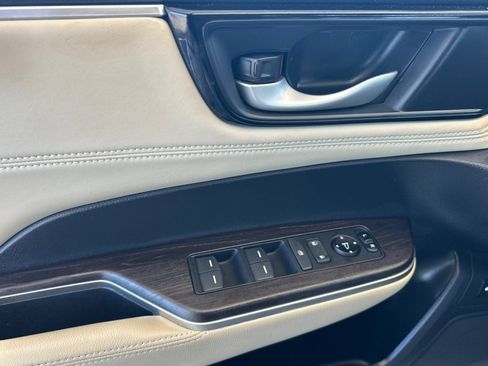 Used 2018 Honda Clarity Plug-In Hybrid image 11