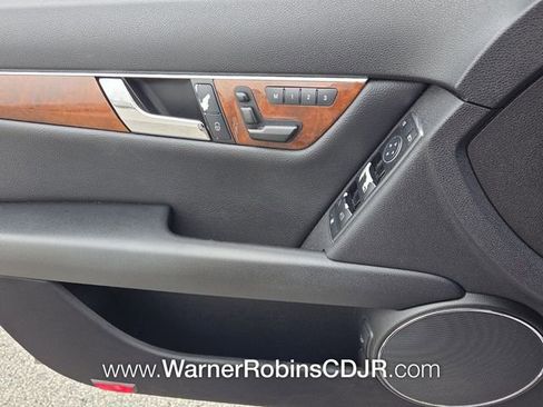 Used 2011 Mercedes-Benz C 300 Sedan image 27