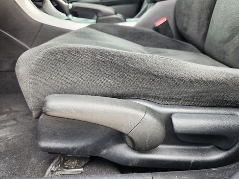 Used 2013 Honda Accord LX image 25