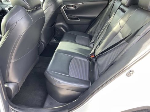 Used 2020 Toyota RAV4 XSE image 5