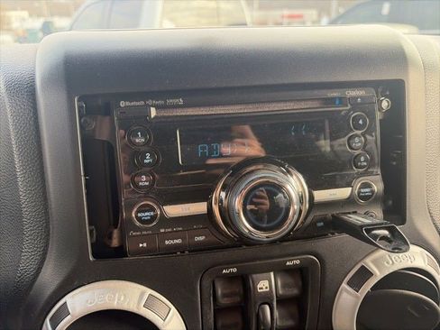 Used 2011 Jeep Wrangler Unlimited Sport image 11