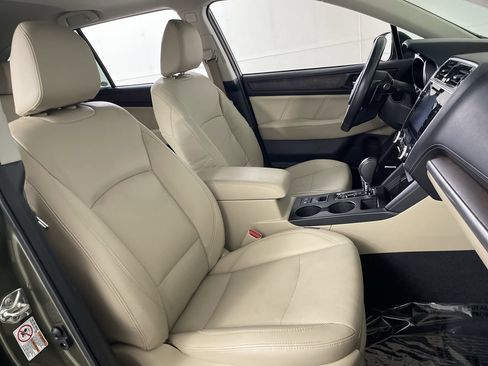 Used 2018 Subaru Outback 2.5i Limited w/ Popular Package #2 AWD/4WD image 24