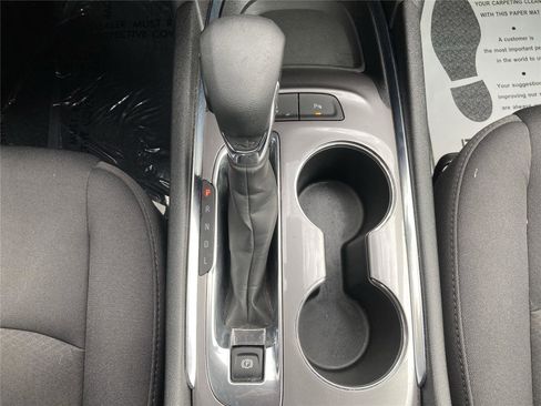 Used 2024 Chevrolet Malibu LT image 15