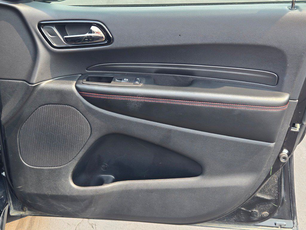 Used 2025 Dodge Durango GT AWD/4WD image 6