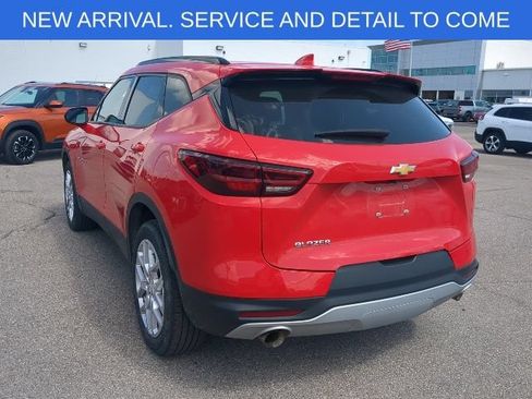 Used 2024 Chevrolet Blazer LT w/ Convenience Package FWD image 5
