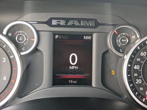 New 2026 RAM 5500 Tradesman w/ Chrome Appearance Group AWD/4WD image 11