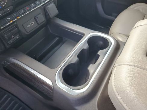 Used 2020 Chevrolet Silverado 1500 RST w/ All-Star Edition image 19