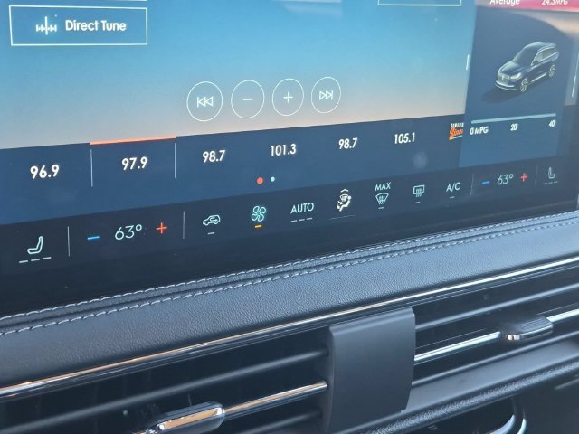 Used 2024 Lincoln Corsair AWD image 22