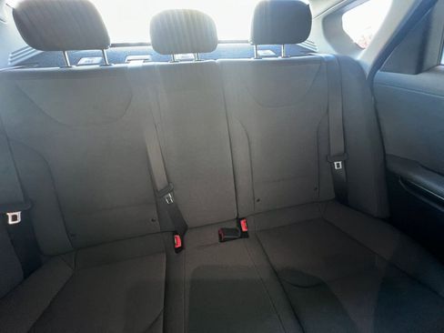 Used 2025 Kia K4 LXS FWD image 37