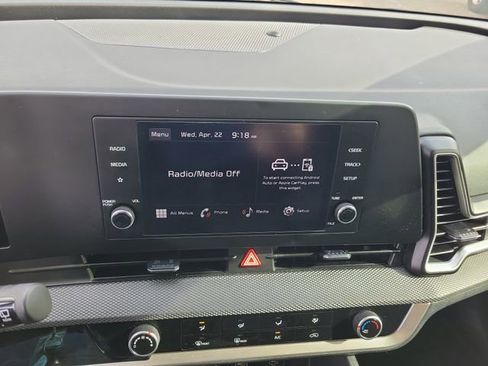 Used 2025 Kia Sportage LX FWD image 20