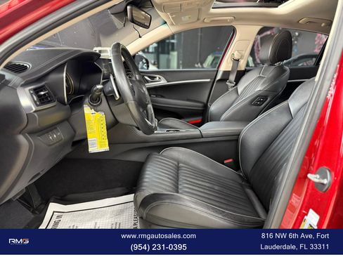 Used 2022 Genesis G70 2.0T w/ Prestige Package AWD/4WD image 17