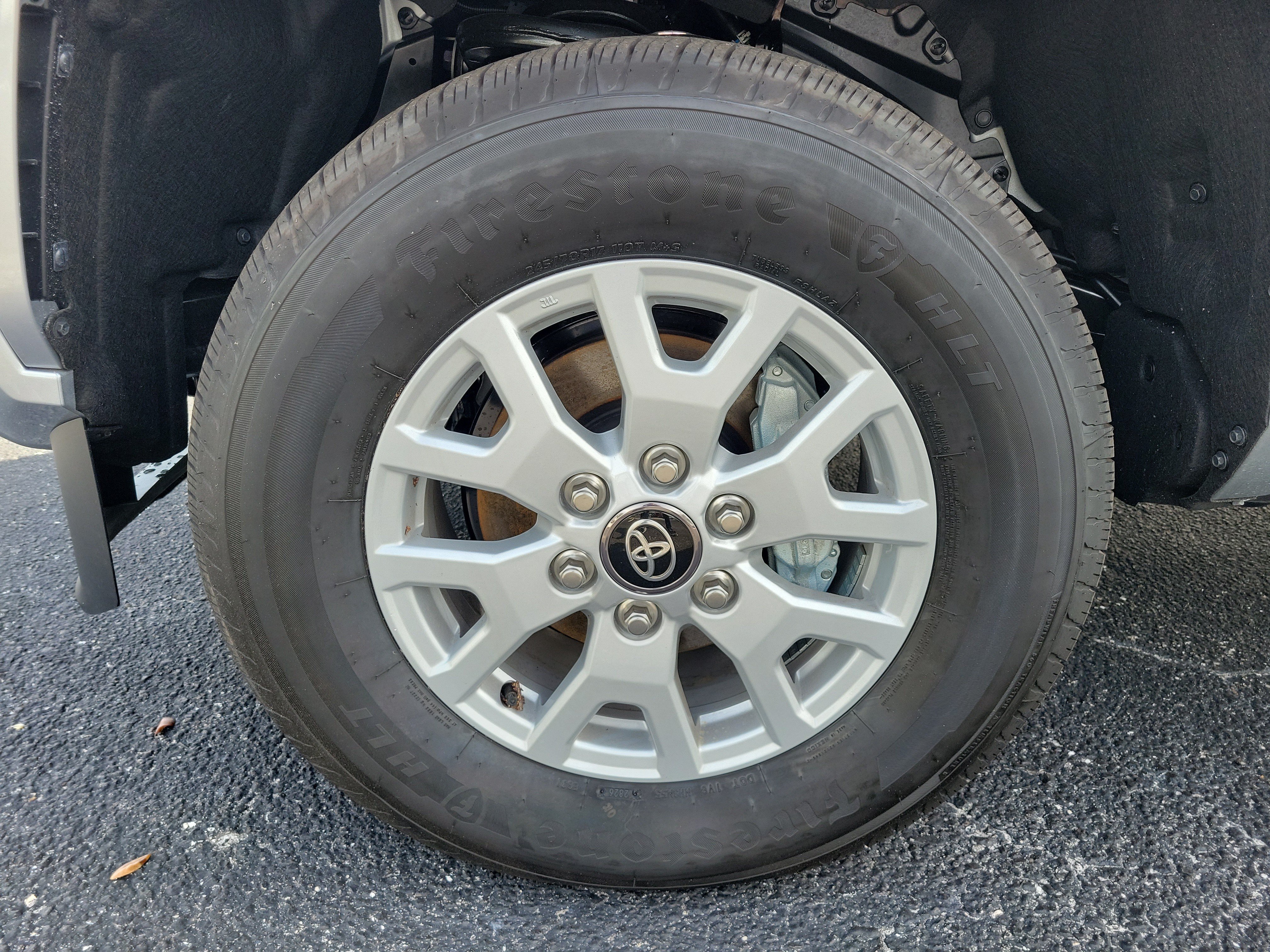 Used 2026 Toyota Tacoma SR5 RWD image 8
