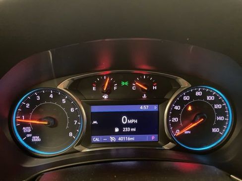 Used 2020 Chevrolet Equinox Premier w/ LPO, Floor Liner Package image 9