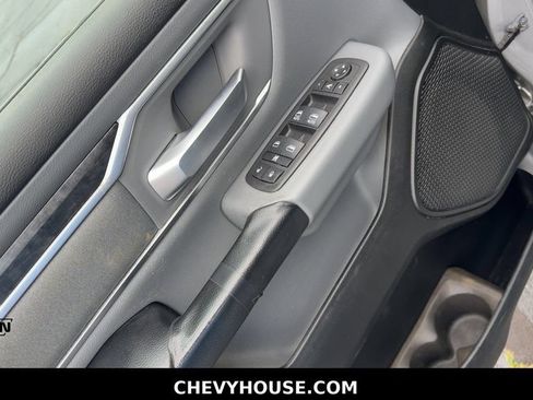 Used 2019 RAM 1500 Big Horn AWD/4WD image 12