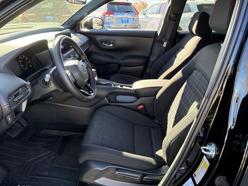Certified 2026 Honda HR-V Sport image 17
