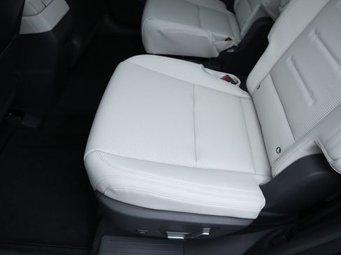 New 2026 Hyundai Santa Fe Calligraphy AWD/4WD image 12