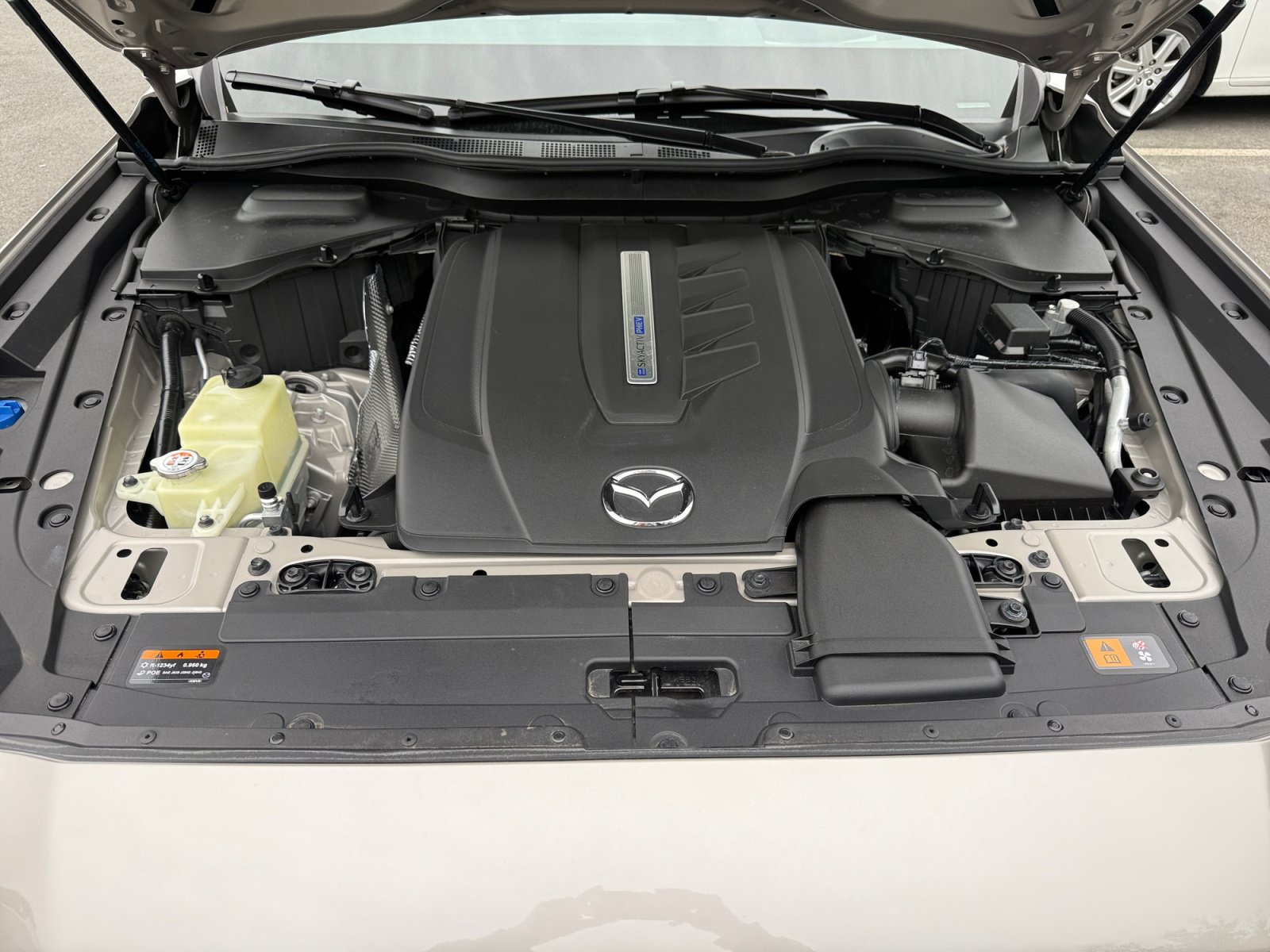 Certified 2024 MAZDA CX-90 Plug-In Hybrid w/ Premium Plus AWD/4WD image 20