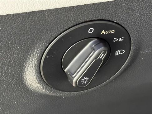 Used 2024 Volkswagen Taos S image 22