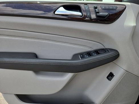 Used 2013 Mercedes-Benz ML 350 4MATIC image 13