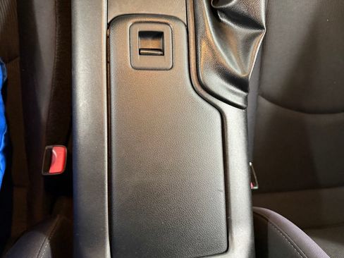 Used 2009 MAZDA MX-5 Miata Touring RWD image 19