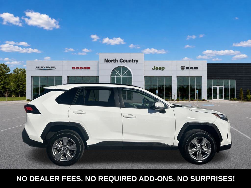Used 2022 Toyota RAV4 XLE w/ Convenience Package AWD/4WD image 1