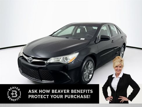 Used 2017 Toyota Camry SE FWD image 1