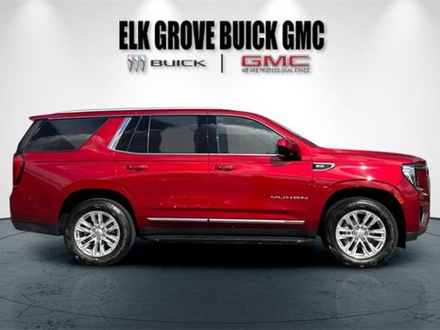 Used 2024 GMC Yukon SLT image 3