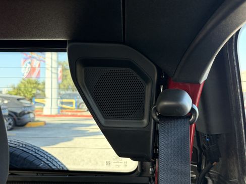 Used 2026 Ford Bronco 2-Door AWD/4WD image 18
