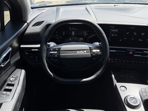 New 2026 Kia Sportage S image 14