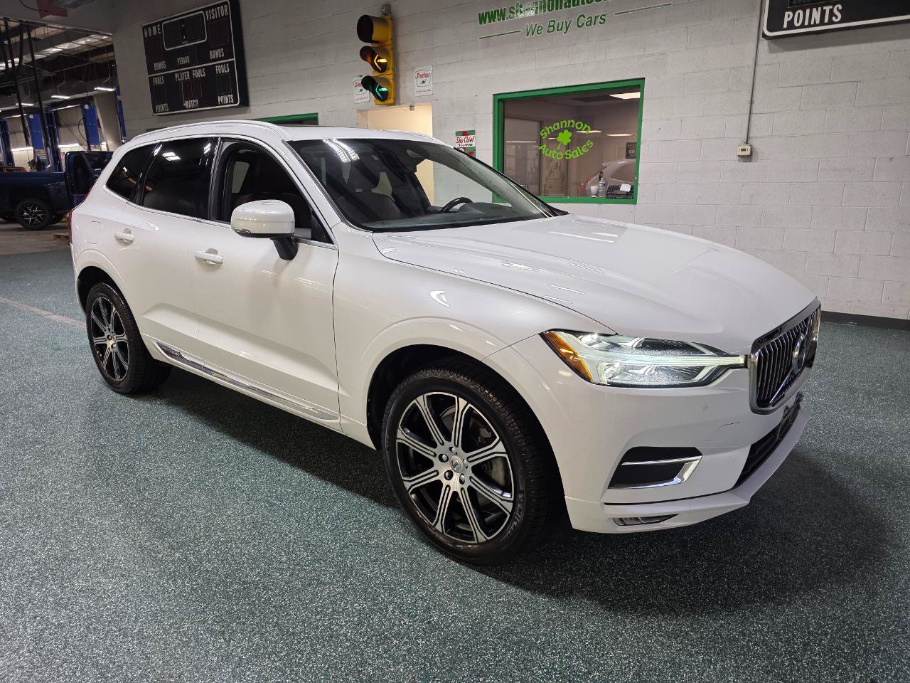Used 2018 Volvo XC60 T6 Inscription AWD/4WD image 4