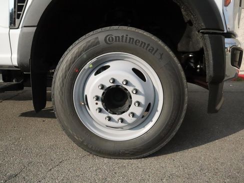 New 2024 Ford F550 2WD Regular Cab Super Duty image 25