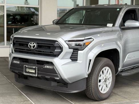 New 2025 Toyota Tacoma SR5 image 3