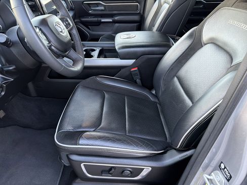 Used 2025 RAM 1500 Laramie image 10