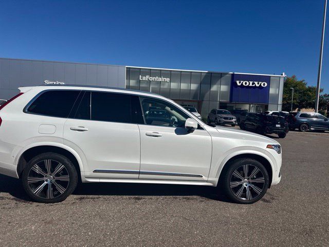 Used 2024 Volvo XC90 T8 Ultimate w/ Lounge Package AWD/4WD image 3