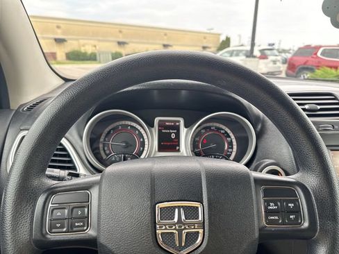 Used 2015 Dodge Journey SXT w/ Flexible Seating Group FWD image 19