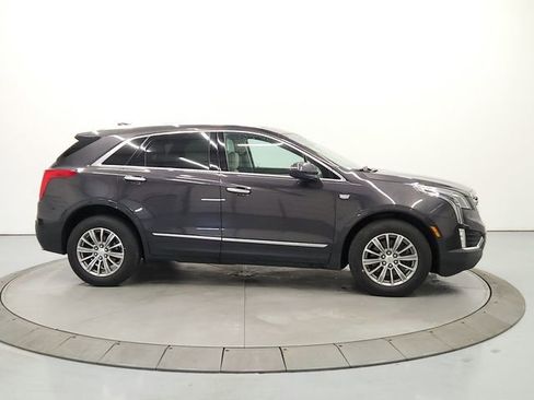 Used 2017 Cadillac XT5 Luxury w/ Driver Awareness Package AWD/4WD image 8