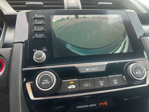 Used 2019 Honda Civic Sport image 17