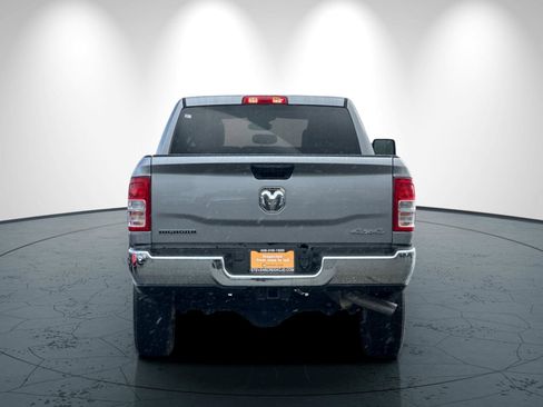 Used 2024 RAM 2500 Big Horn w/ Bed Utility Group image 5